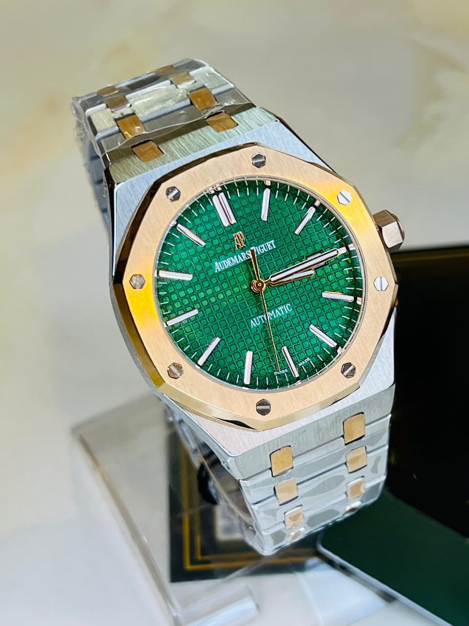 AUDEMARS PIGUET-Luxury Stain Less Steel Watch