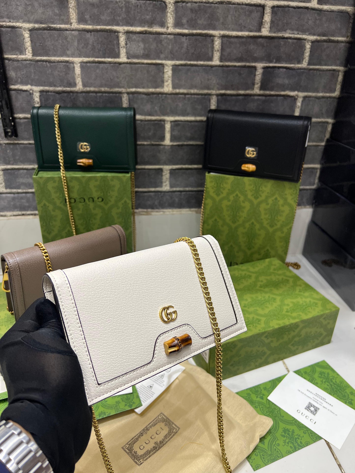 GUCCI Diana Mini – Women Bag with Bamboo Closure (White)