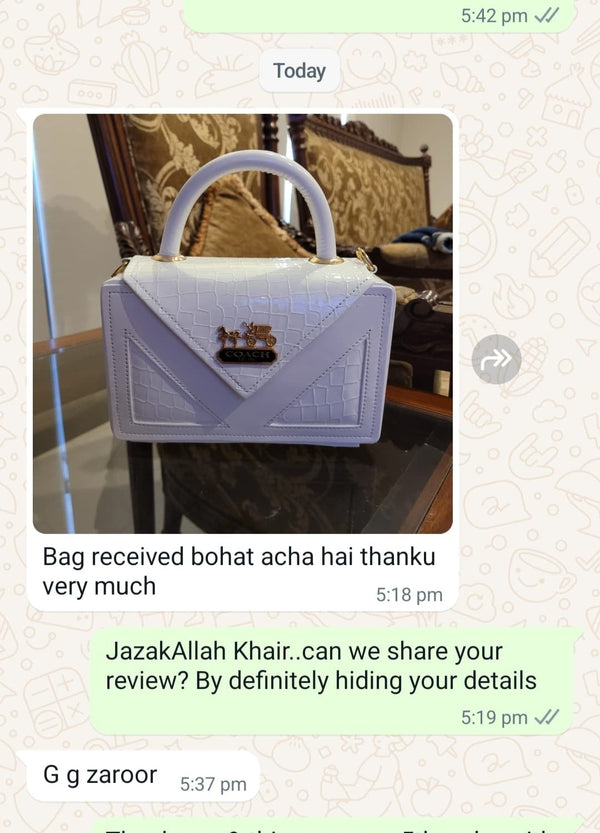WhatsApp customer review screenshot