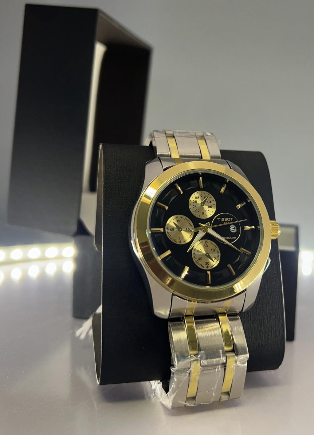 TISSIOT-Stunning Watch Black Dial With Shining Silver Chain Strap