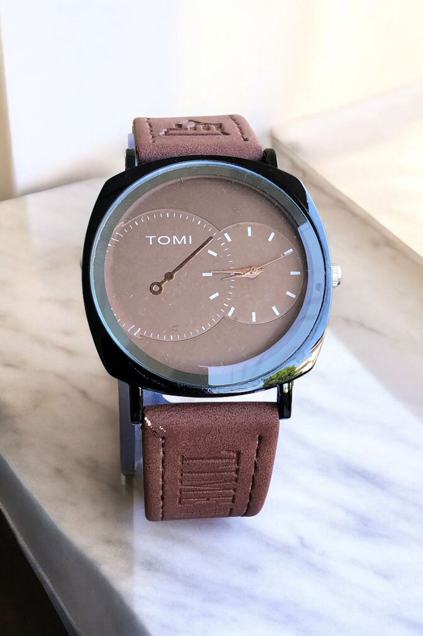 TOMI- T76 Brown Dial With Luxury Stunning Leather Strap