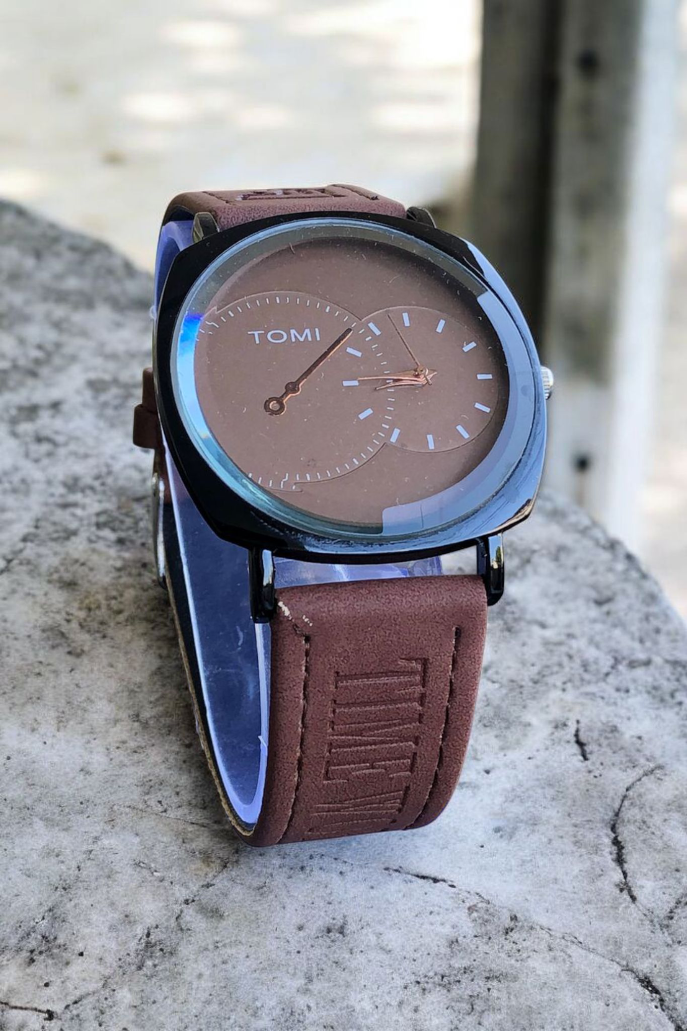 TOMI- T76 Brown Dial With Luxury Stunning Leather Strap
