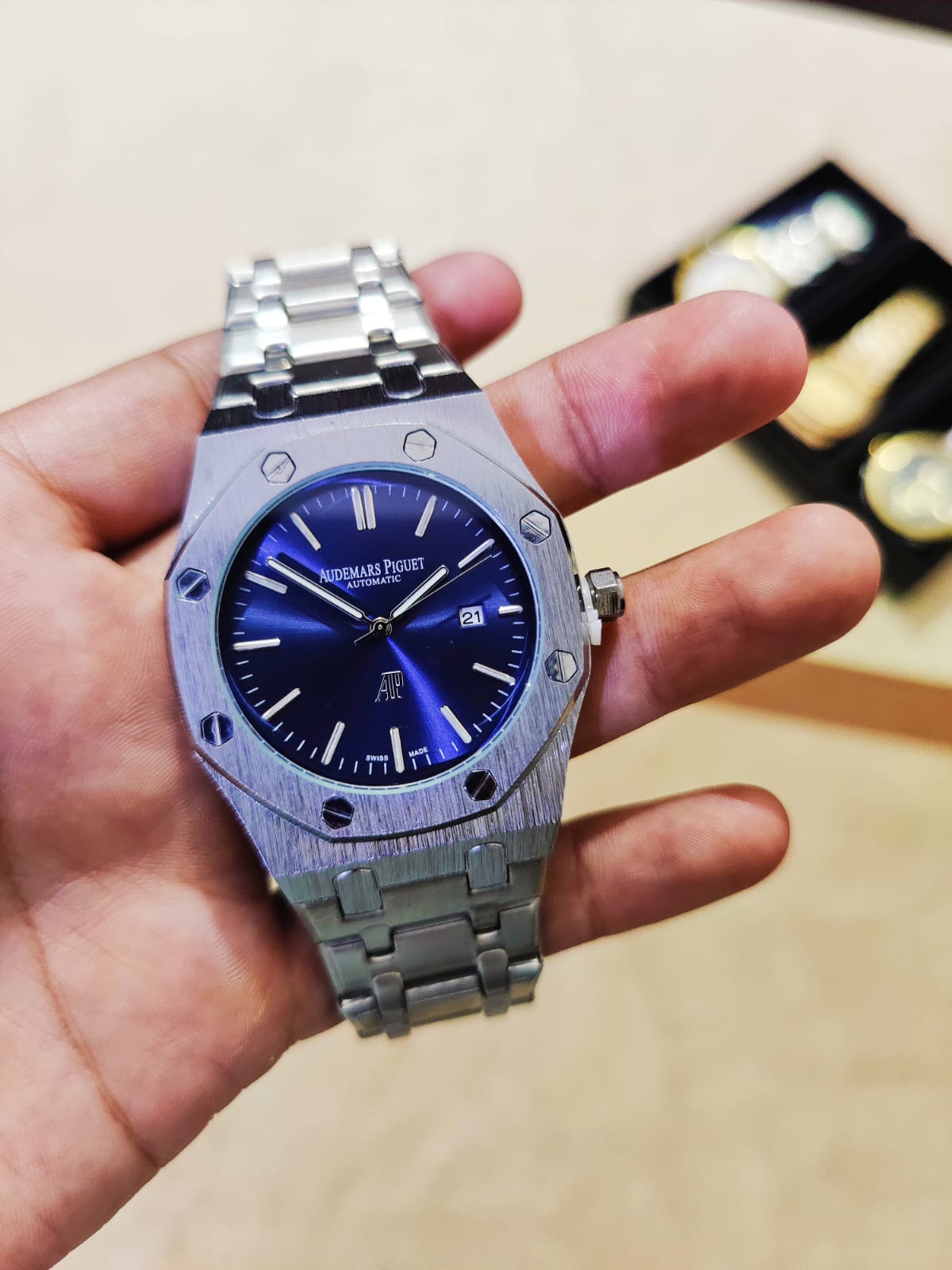 AUDEMARS PIGUET-Luxury Stain Less Steel Watch