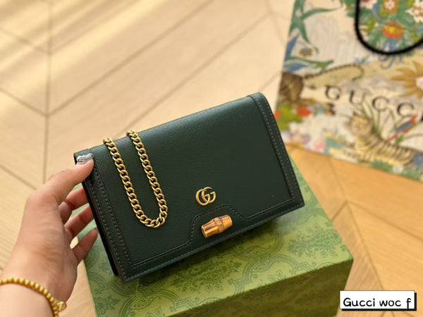 GUCCI Diana Mini – Women Bag with Bamboo Closure (Green)