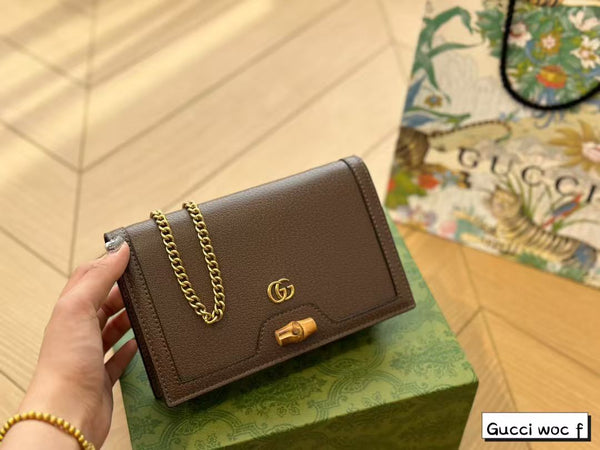 GUCCI Diana Mini – Women Bag with Bamboo Closure (Brown)