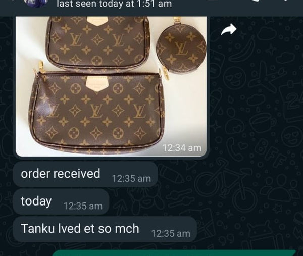 WhatsApp customer review screenshot